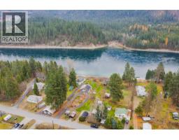 810a 16th Avenue, Genelle, BC V0G1G0 Photo 24