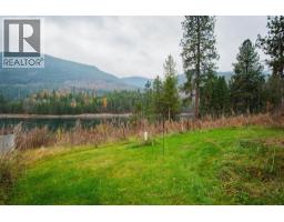 810a 16th Avenue, Genelle, BC V0G1G0 Photo 44