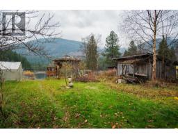 810a 16th Avenue, Genelle, BC V0G1G0 Photo 35