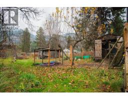 810a 16th Avenue, Genelle, BC V0G1G0 Photo 32