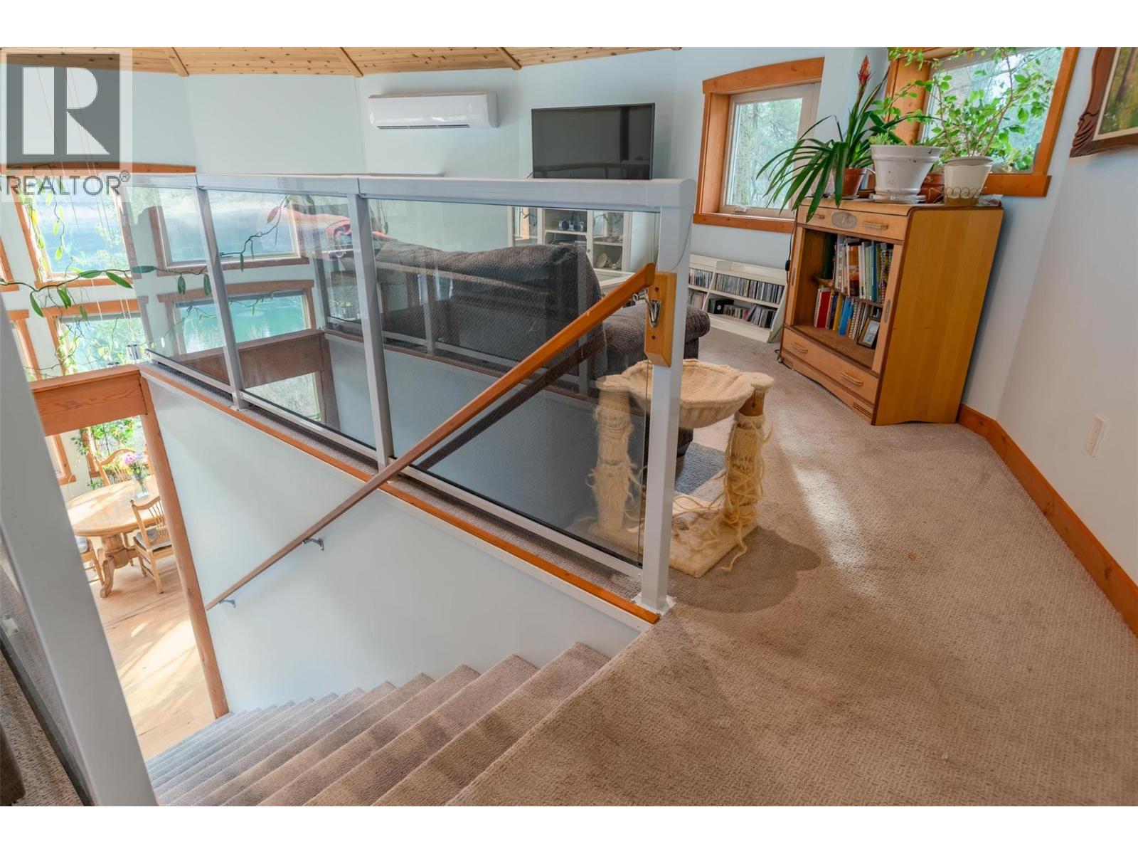810A 16th Avenue - 78