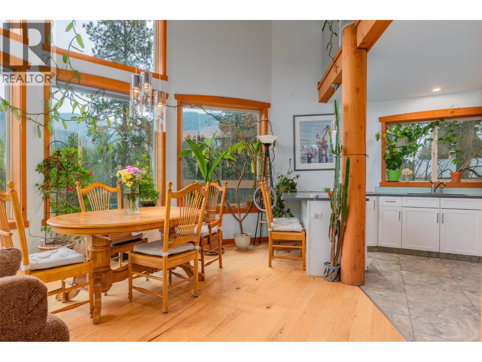810A 16th Avenue - 59