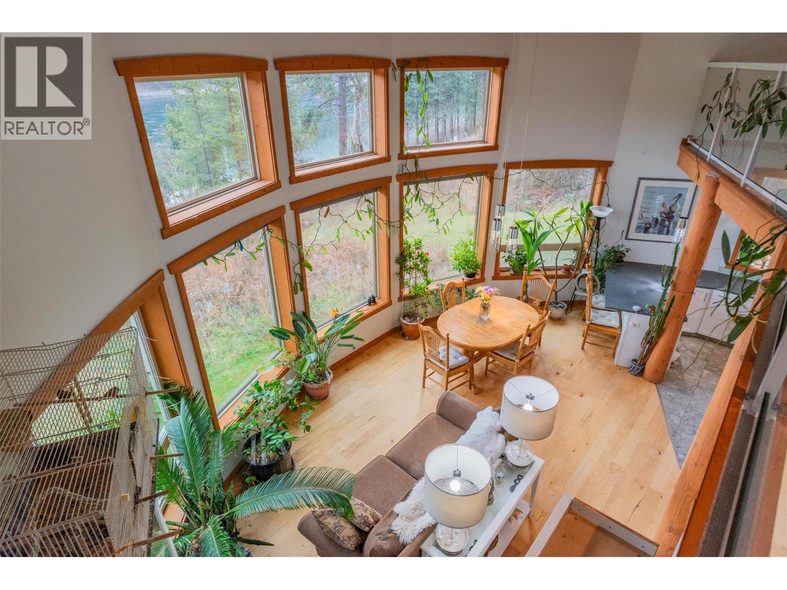 810A 16th Avenue - 81