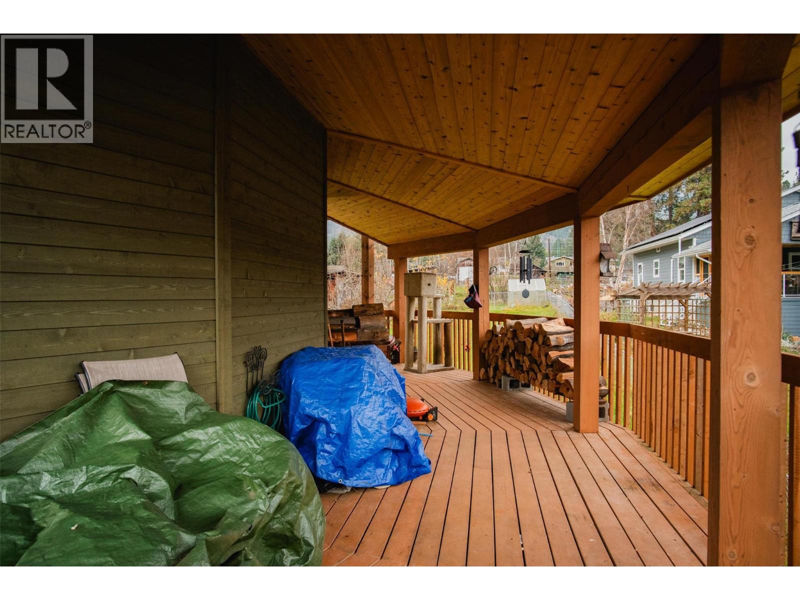 810A 16th Avenue - 55