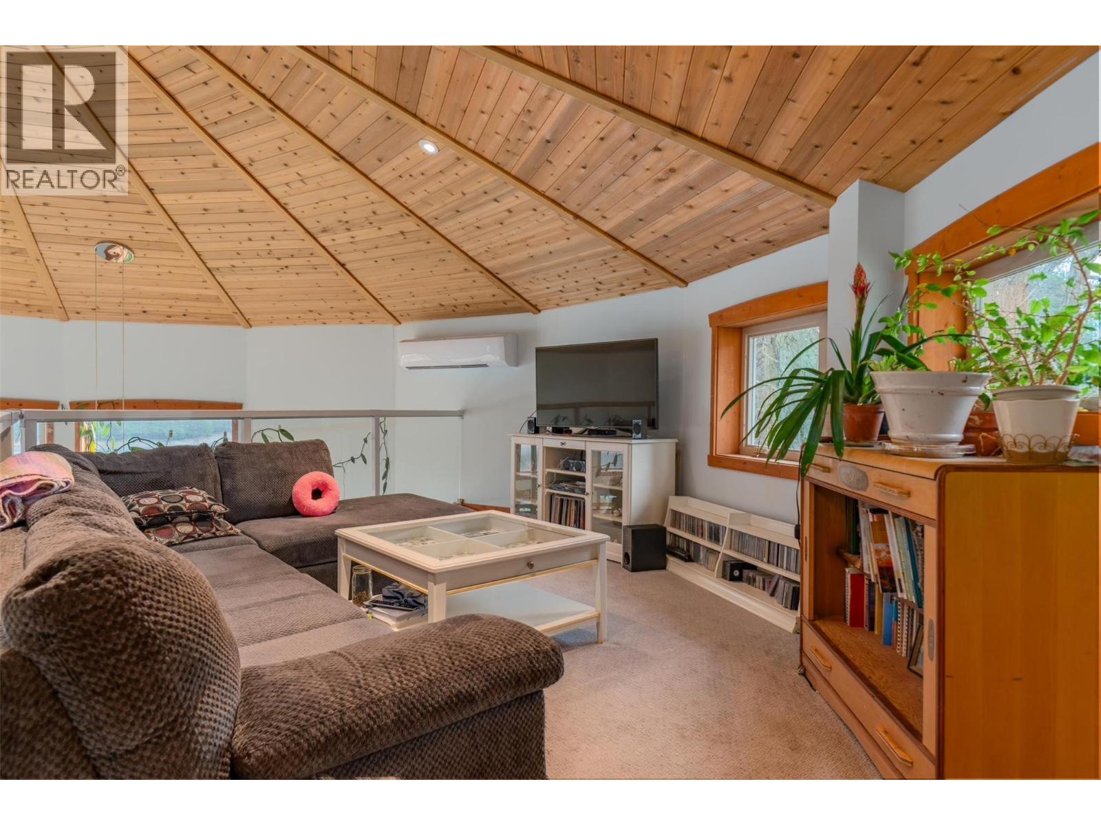 810A 16th Avenue - 75
