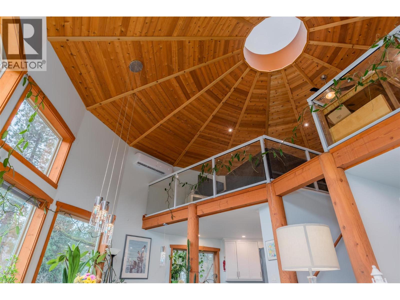 810A 16th Avenue - 63