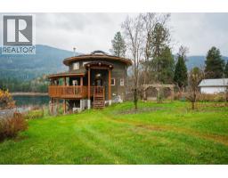 810a 16th Avenue, Genelle, BC V0G1G0 Photo 38