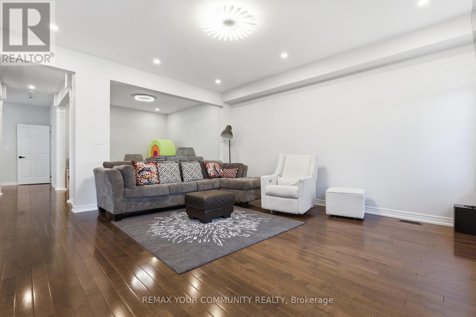 248 GREENWOOD ROAD - 12