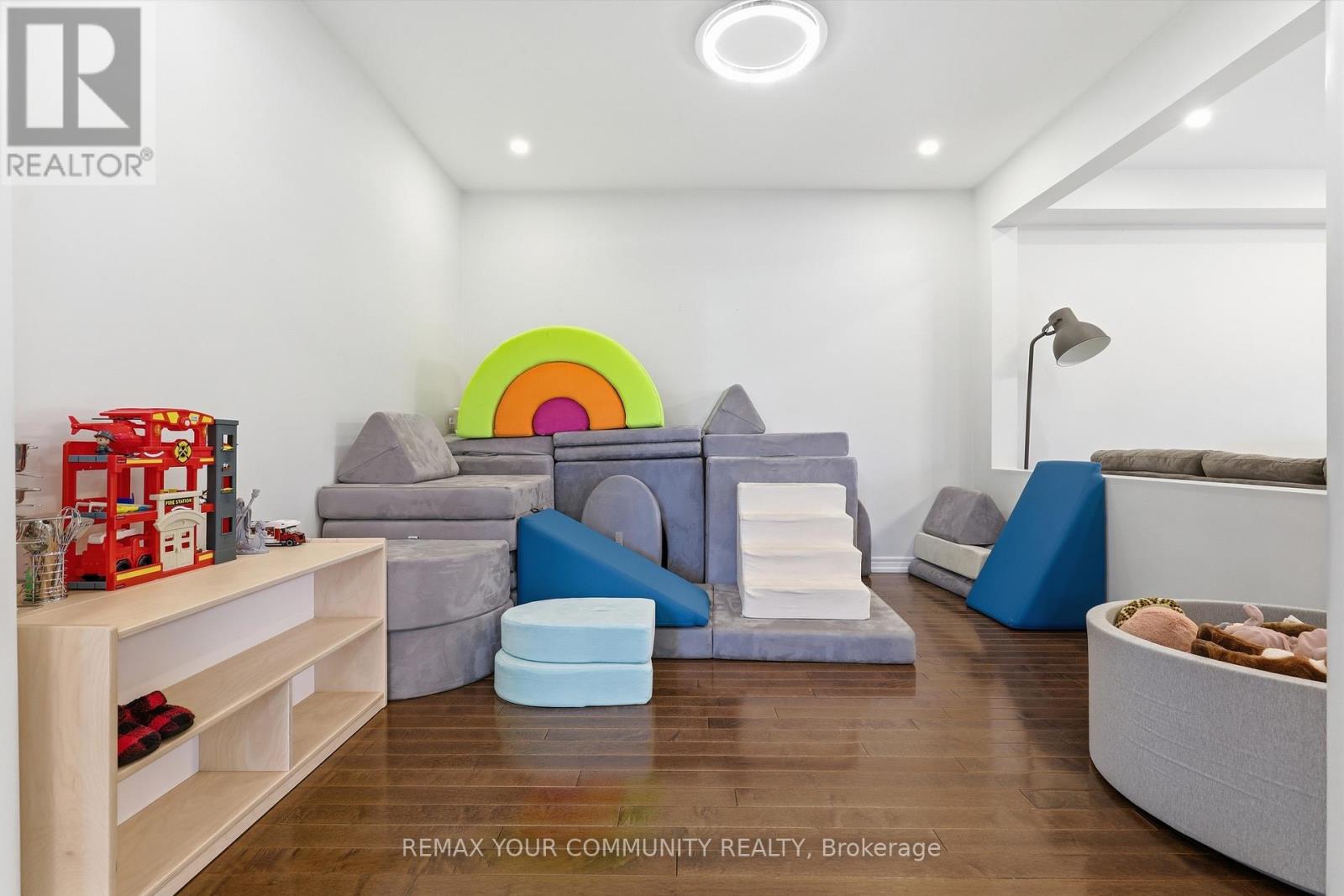 248 GREENWOOD ROAD - 22
