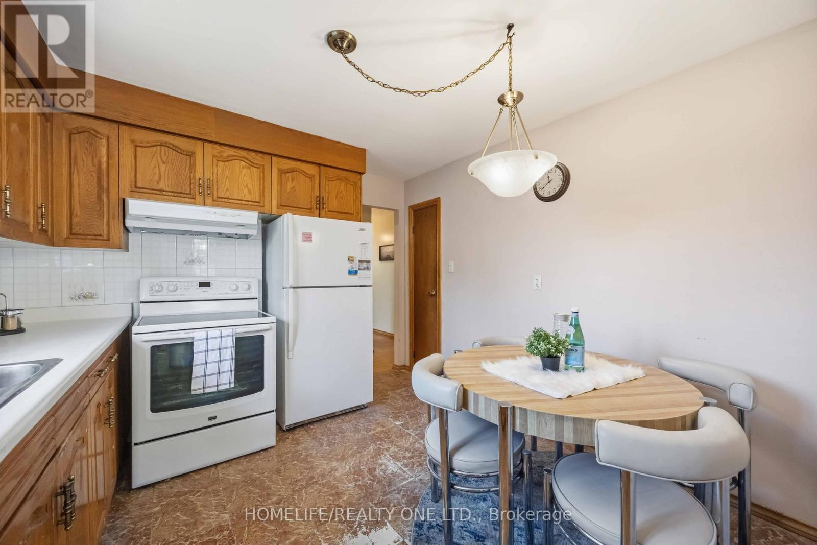 40 WHEATSHEAF CRESCENT - 9