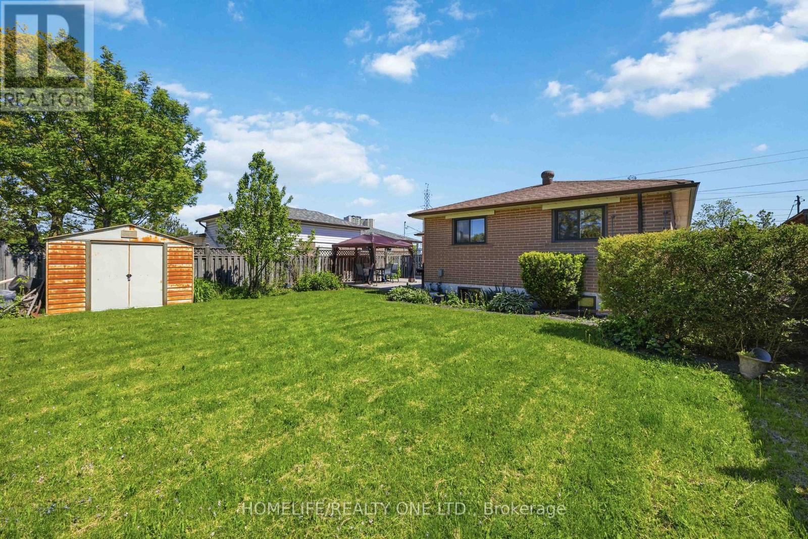 40 WHEATSHEAF CRESCENT - 28
