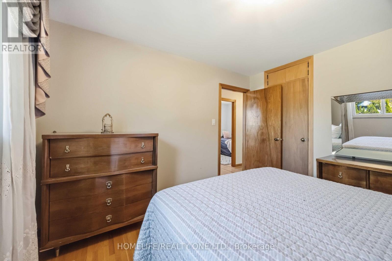 40 WHEATSHEAF CRESCENT - 13