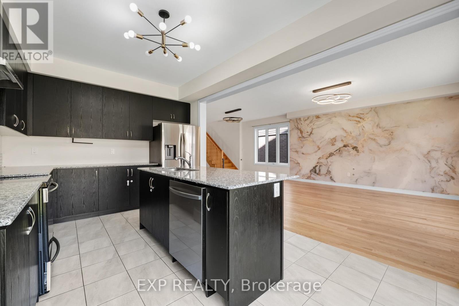 108 DURHAM AVENUE - 12