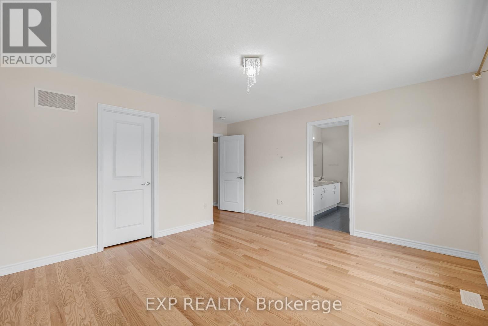 108 DURHAM AVENUE - 21