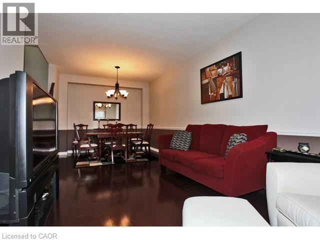 1085 HARROGATE Drive Unit# 48