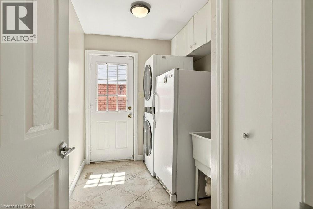 38 SUNDROP Court - 16