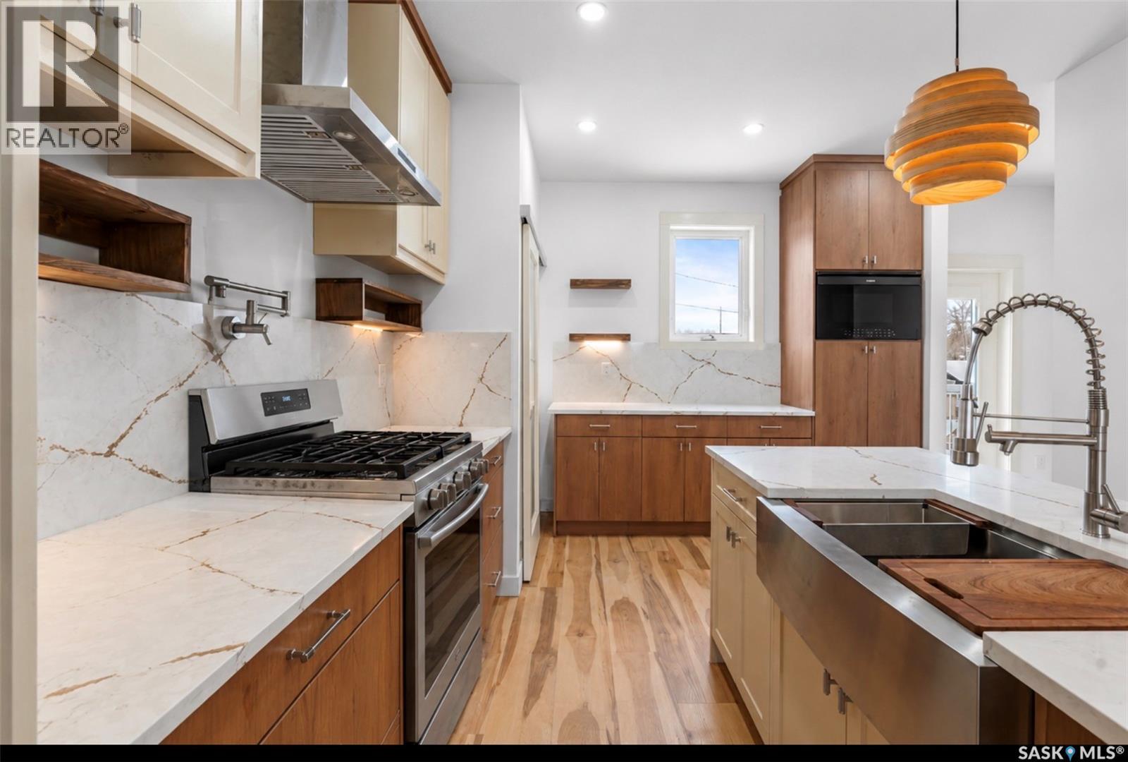 424 Empress STREET - 13