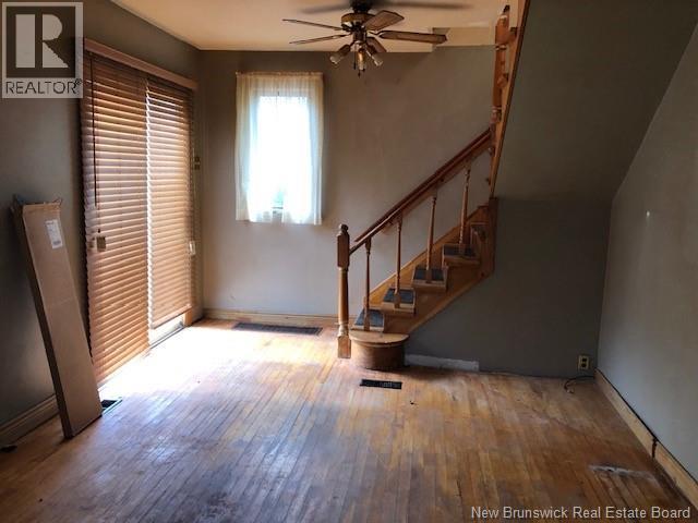 689 Salisbury Road - 4