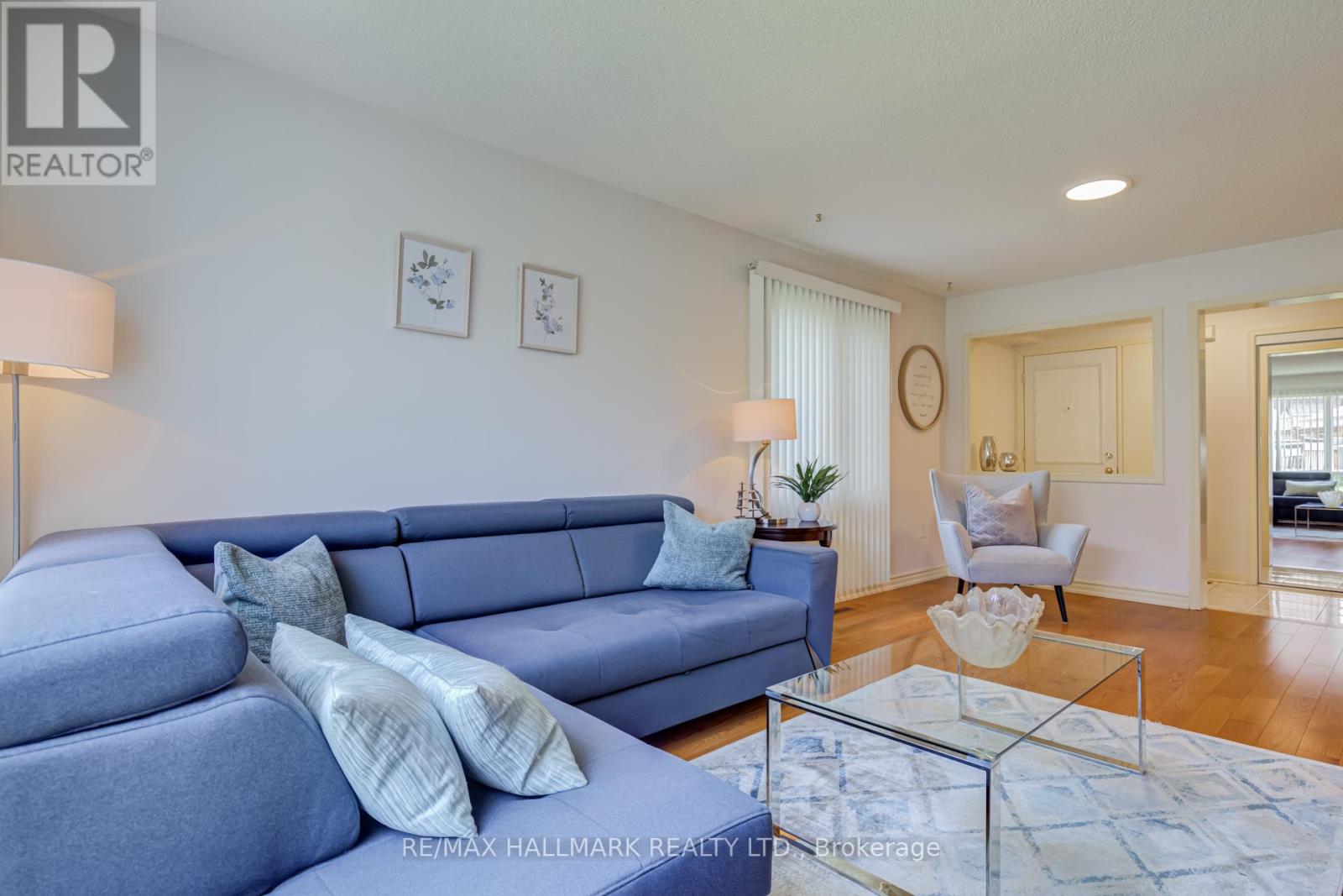 100 NARROW VALLEY CRESCENT - 7