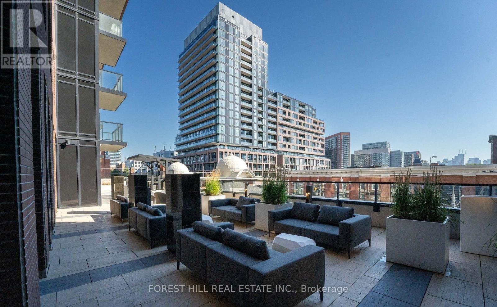 #418 270 DUFFERIN STREET - 11