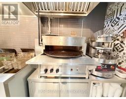 30 Eglinton Avenue W, Mississauga, ON L5R3E7 Photo 15