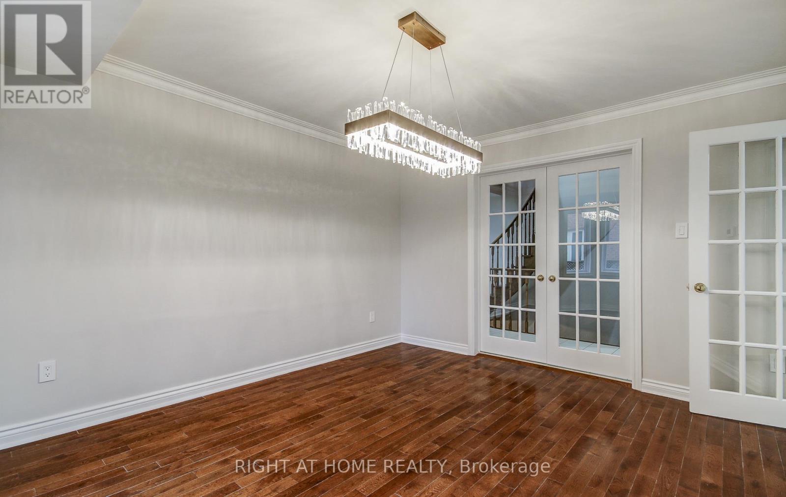 560 CHAGALL COURT - 10