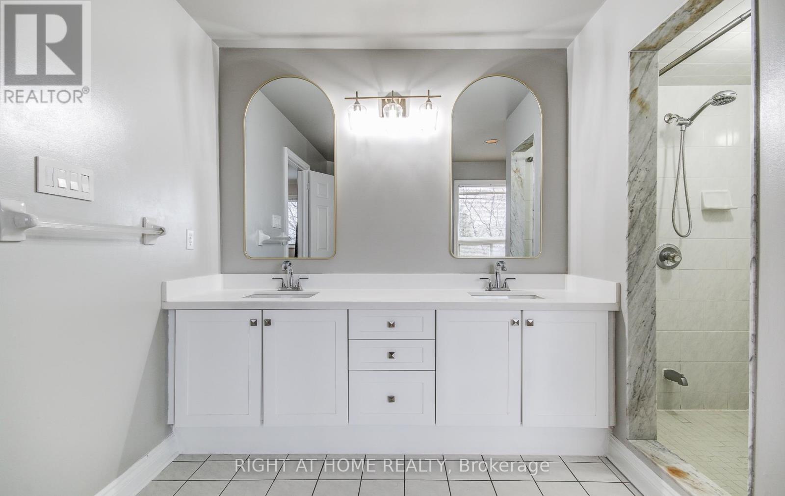 560 CHAGALL COURT - 31