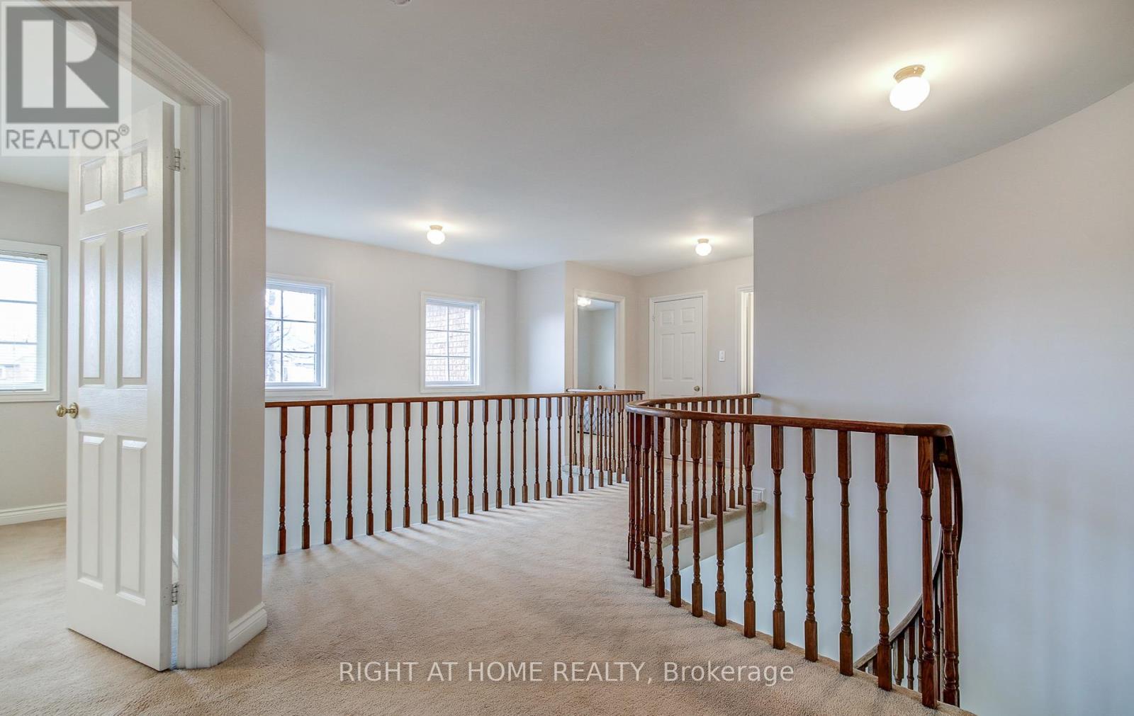 560 CHAGALL COURT - 33