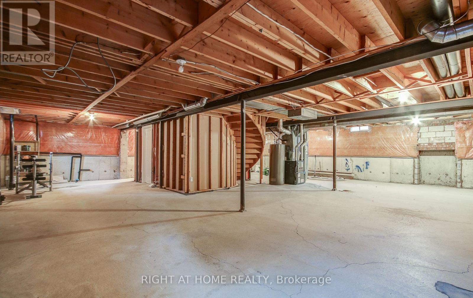 560 CHAGALL COURT - 41