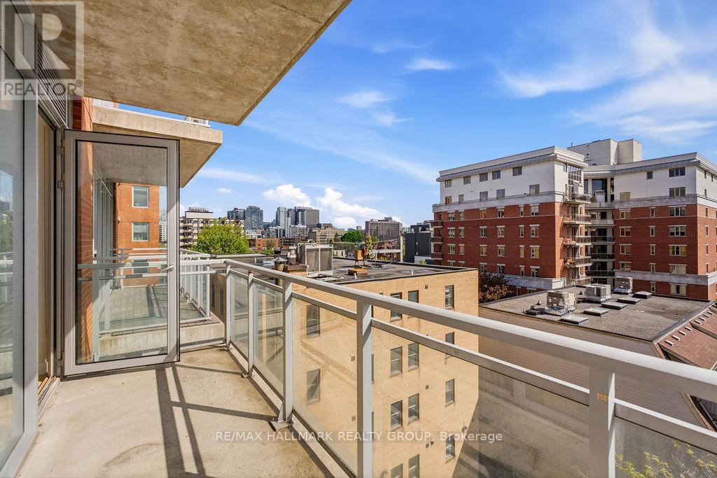 #646 340 MCLEOD STREET - 19