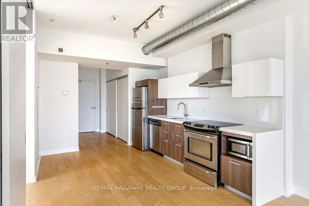 #646 340 MCLEOD STREET - 8