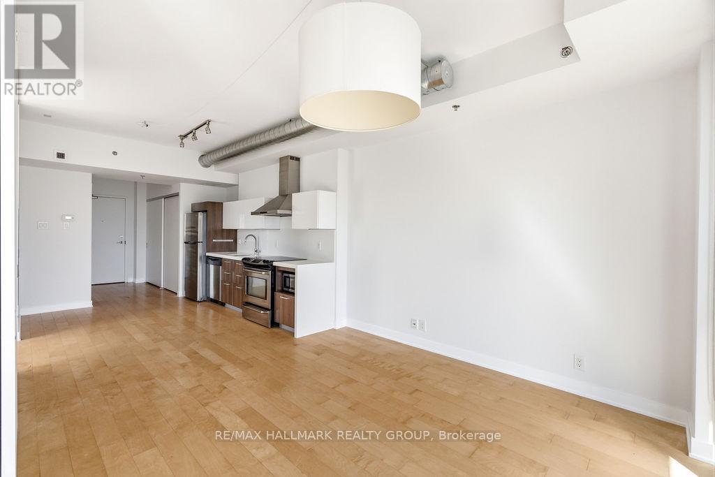#646 340 MCLEOD STREET - 9