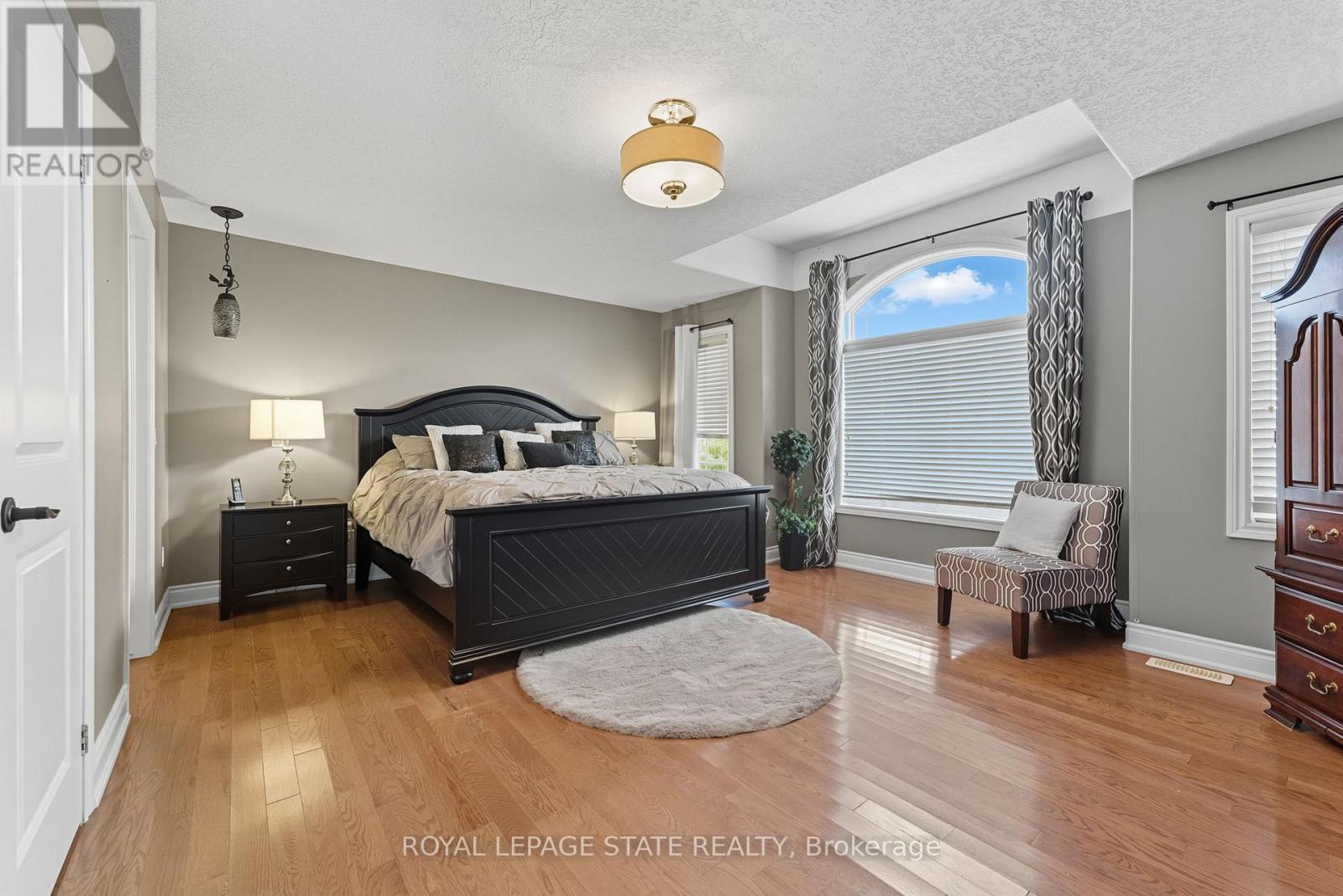 23 KELLOGG AVENUE - 21