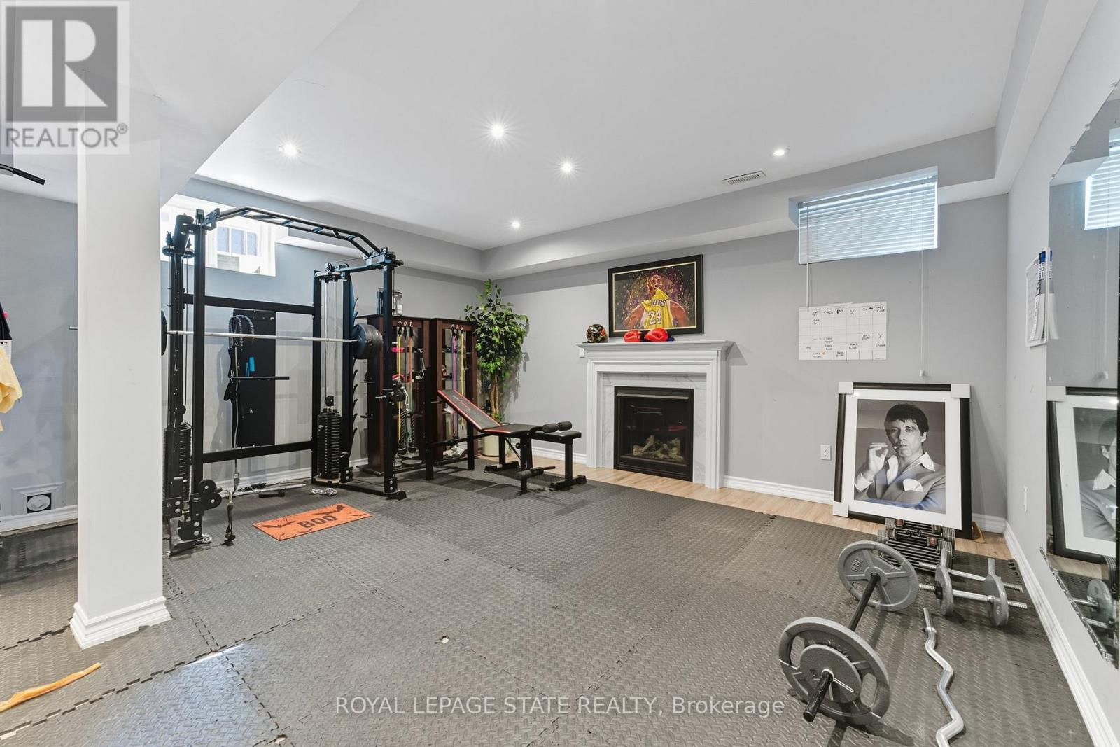 23 KELLOGG AVENUE - 31