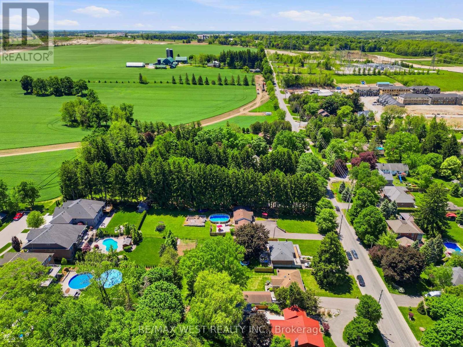 200 BOWER HILL ROAD - 4
