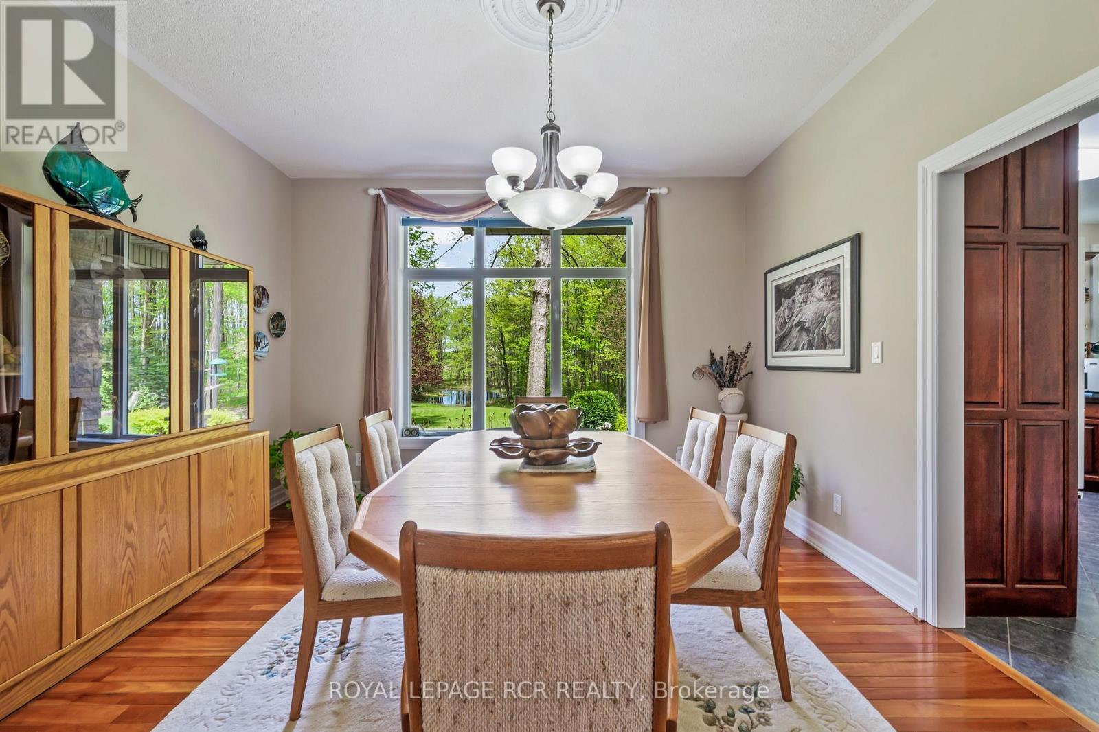 427057 25 SIDE ROAD - 12