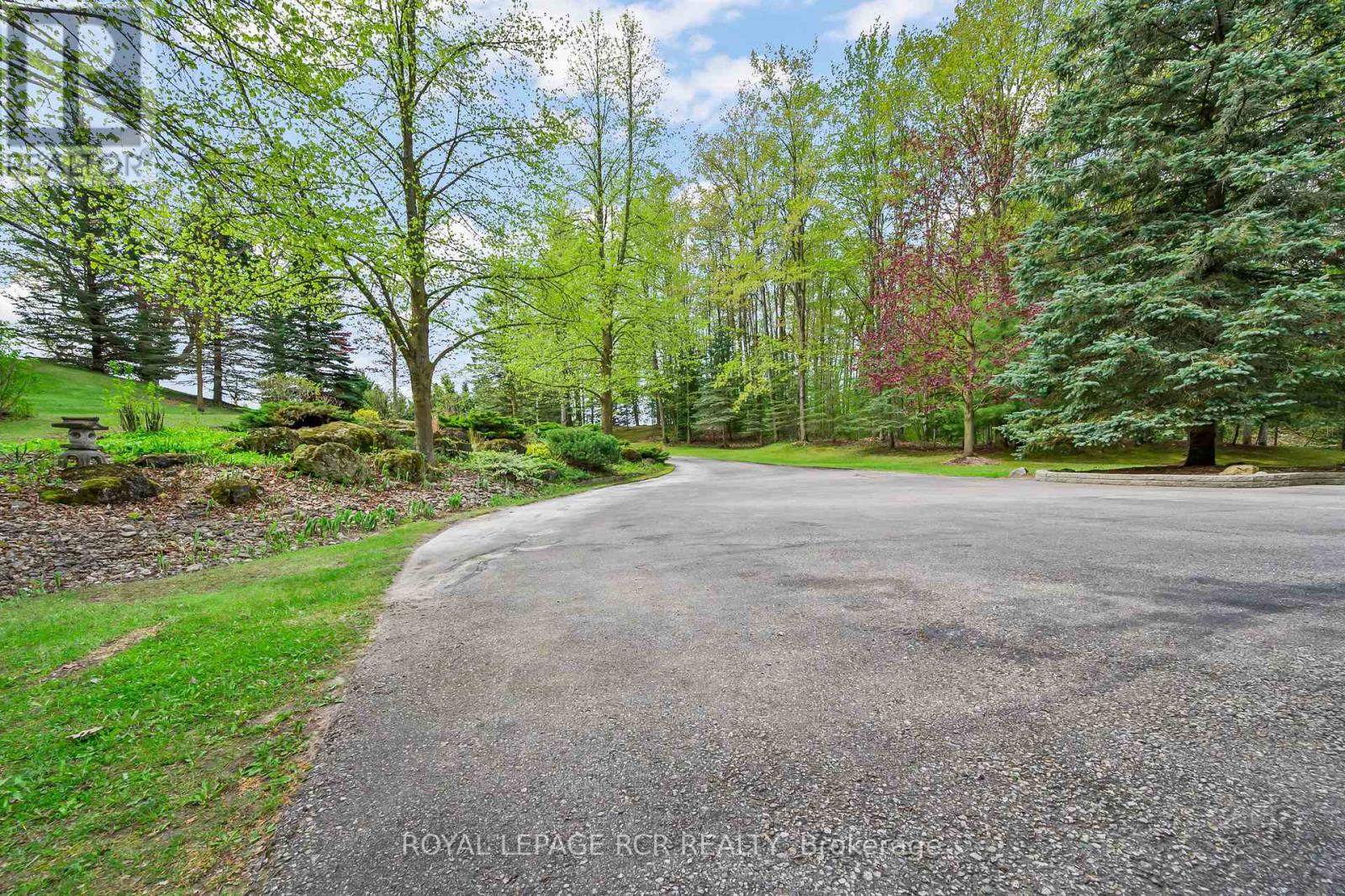 427057 25 SIDE ROAD - 48