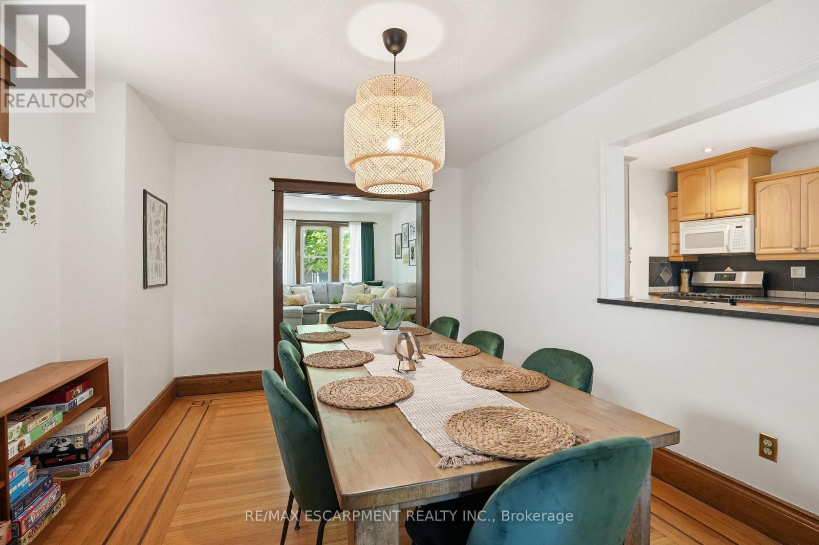 146 PARK ROW S - 13