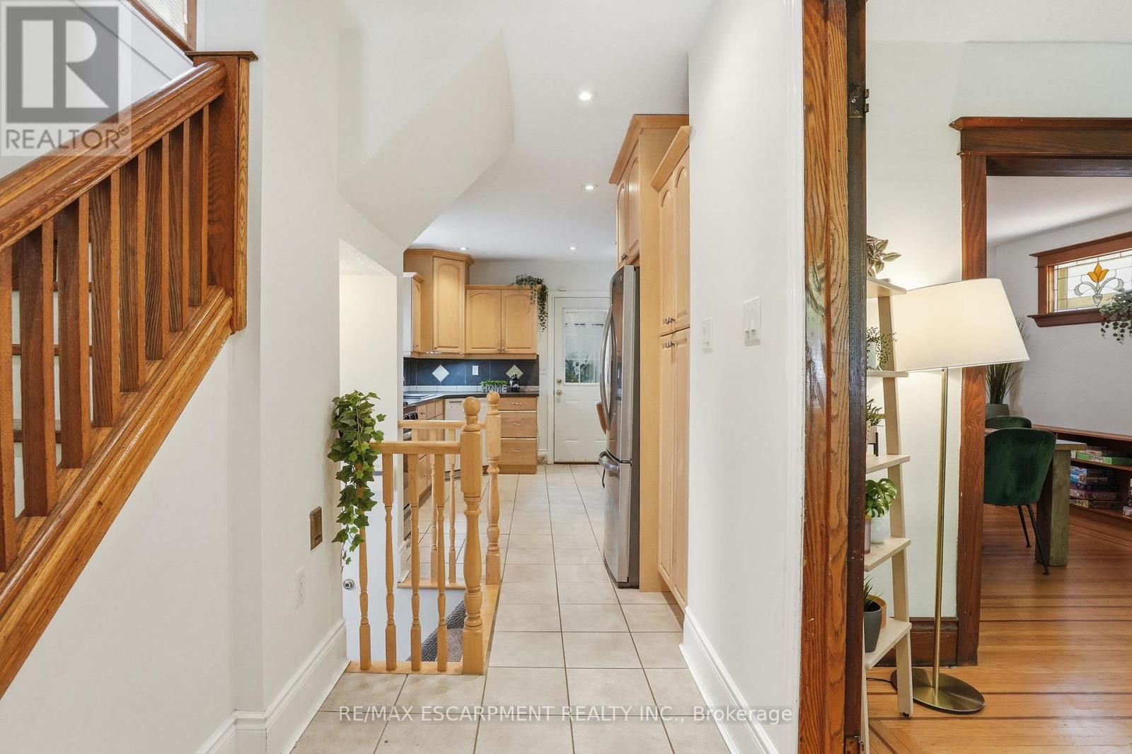 146 PARK ROW S - 6