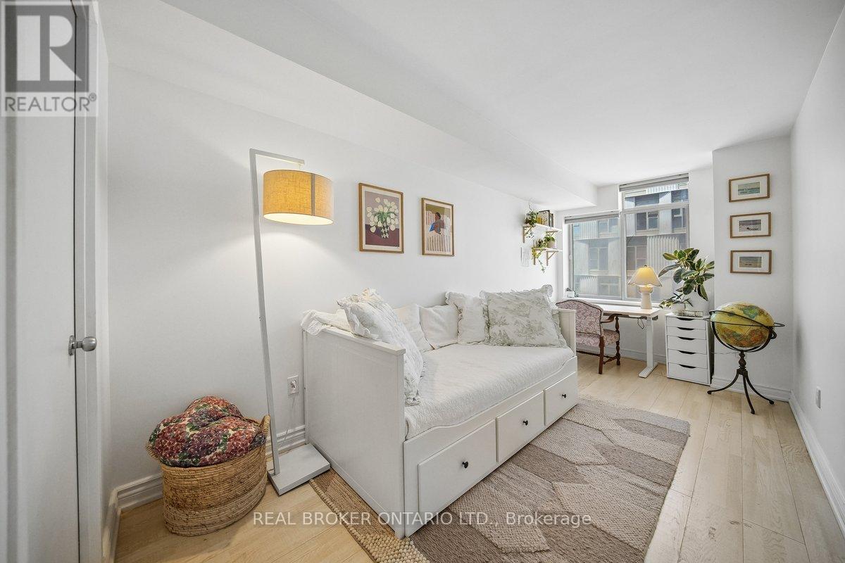 #503 70 MILL STREET - 16