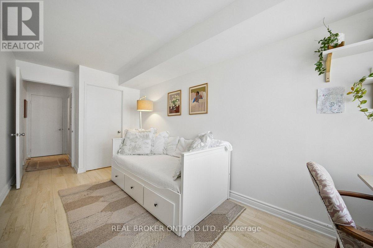 #503 70 MILL STREET - 17
