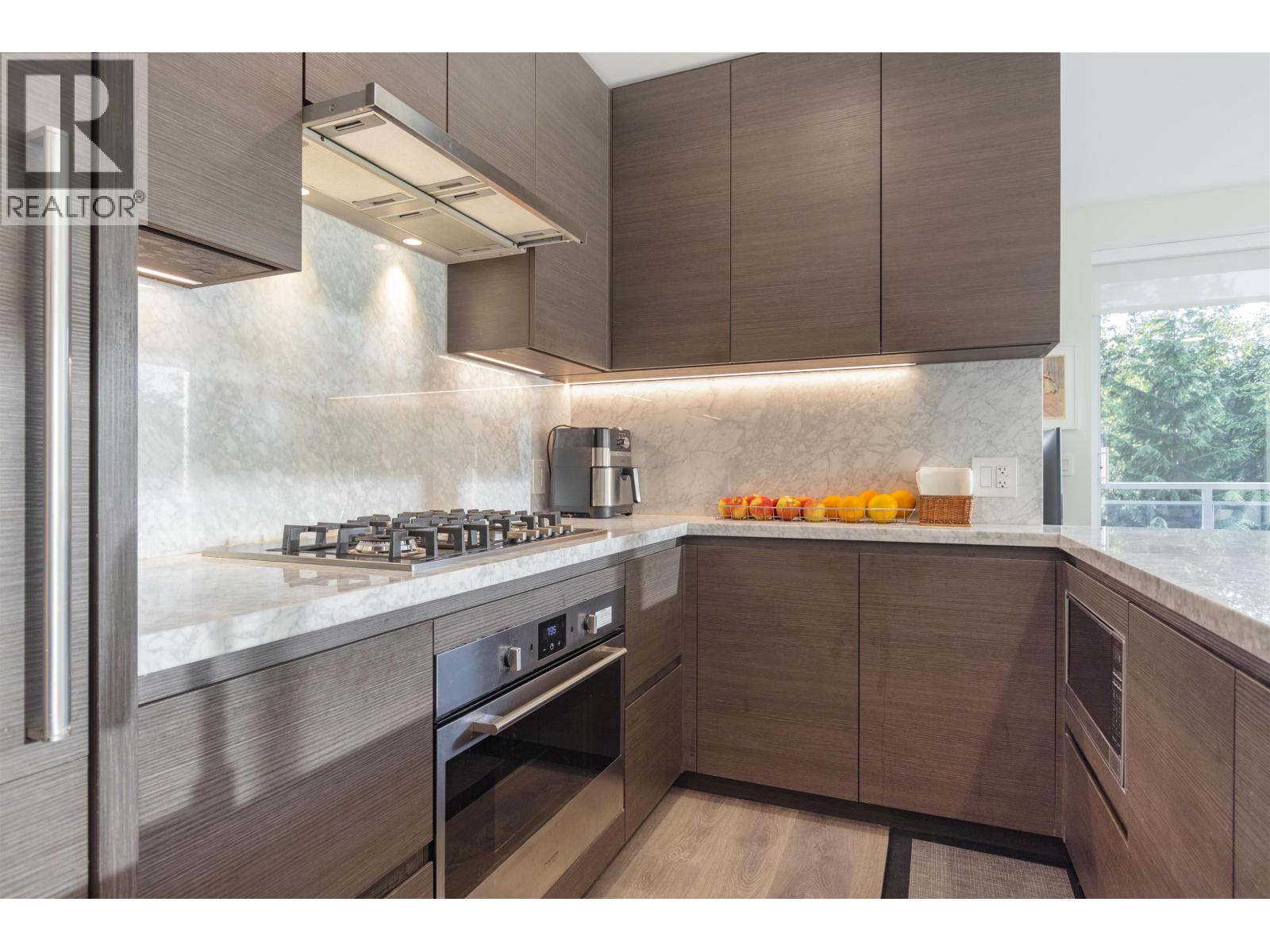 707 308 MORRISSEY ROAD, Port Moody