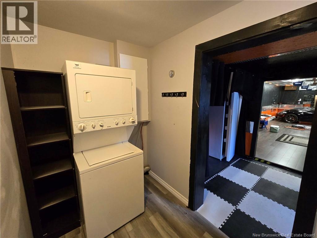 2052 Millstream Road - 36