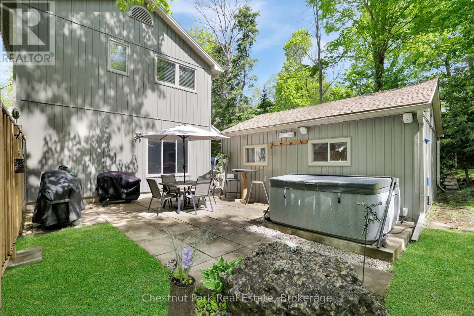 17 CEDAR TRAIL - 25