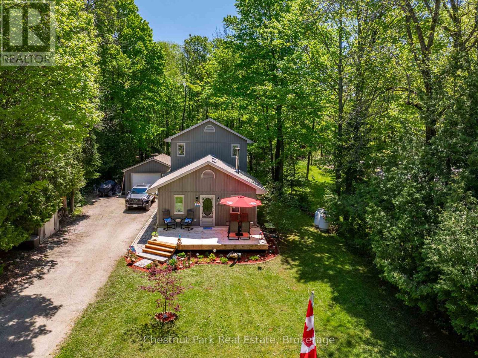 17 CEDAR TRAIL - 34
