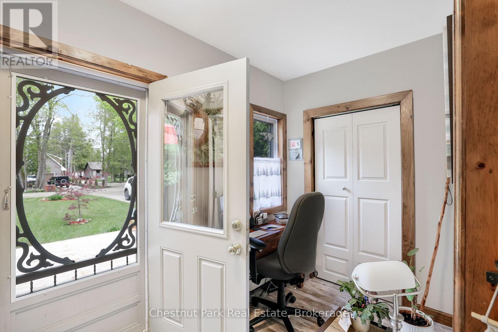 17 CEDAR TRAIL - 5