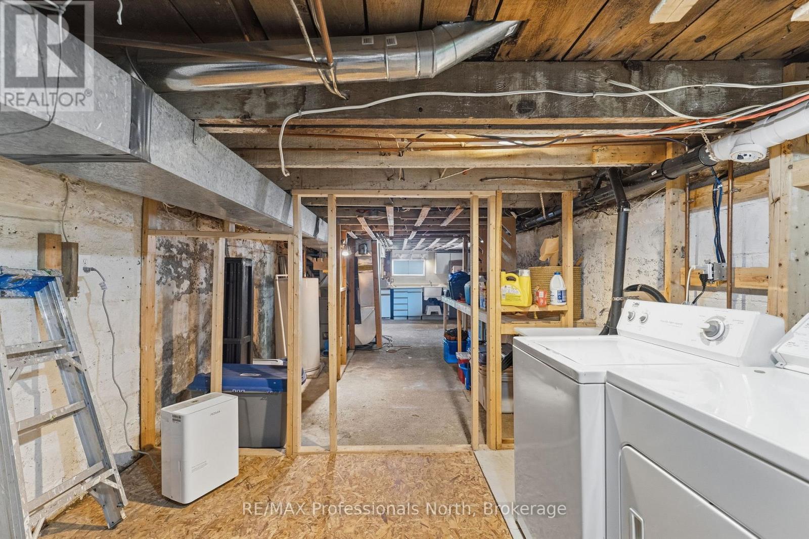 12 TAIT STREET - 35