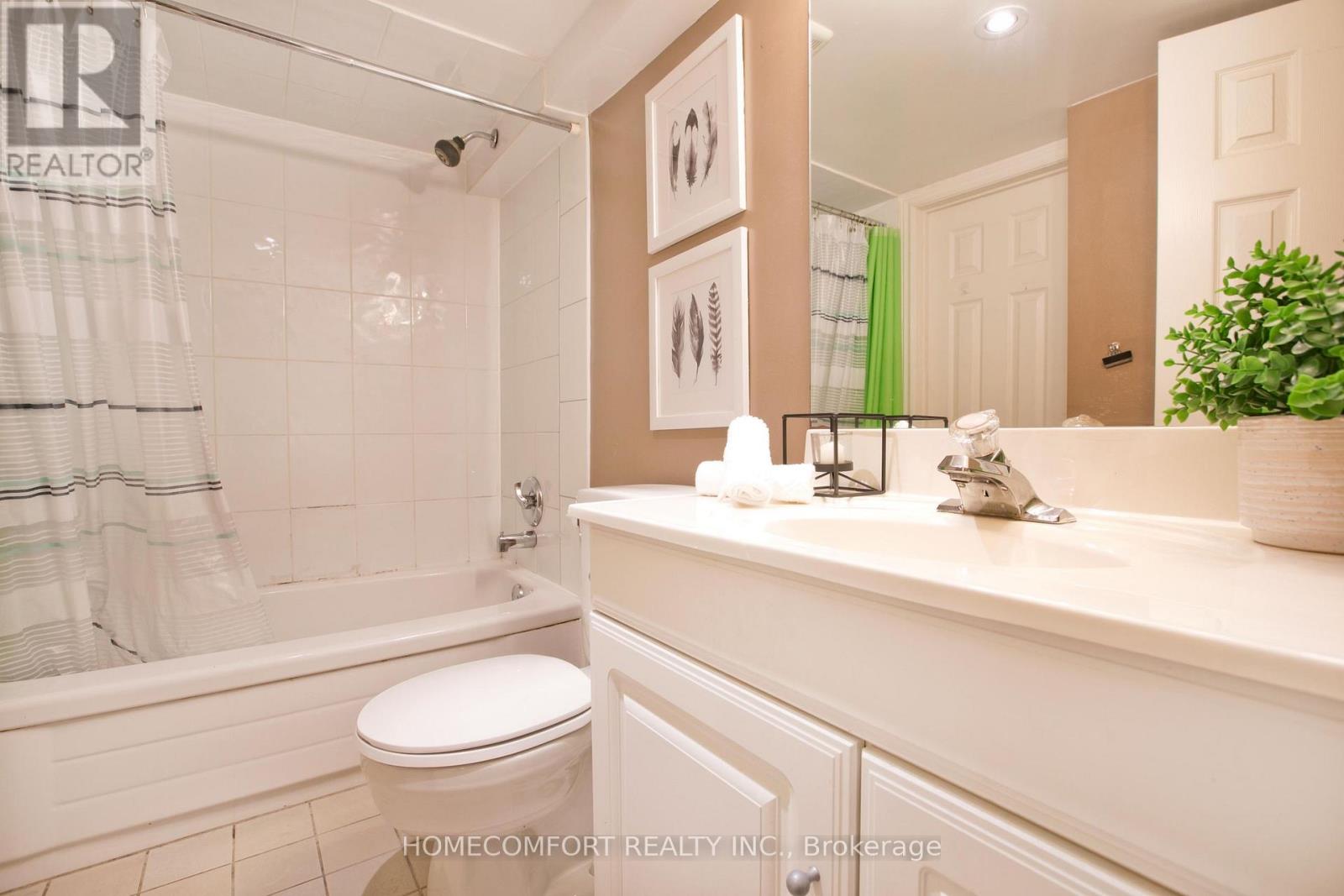 62 KEYSTONE AVENUE - 25