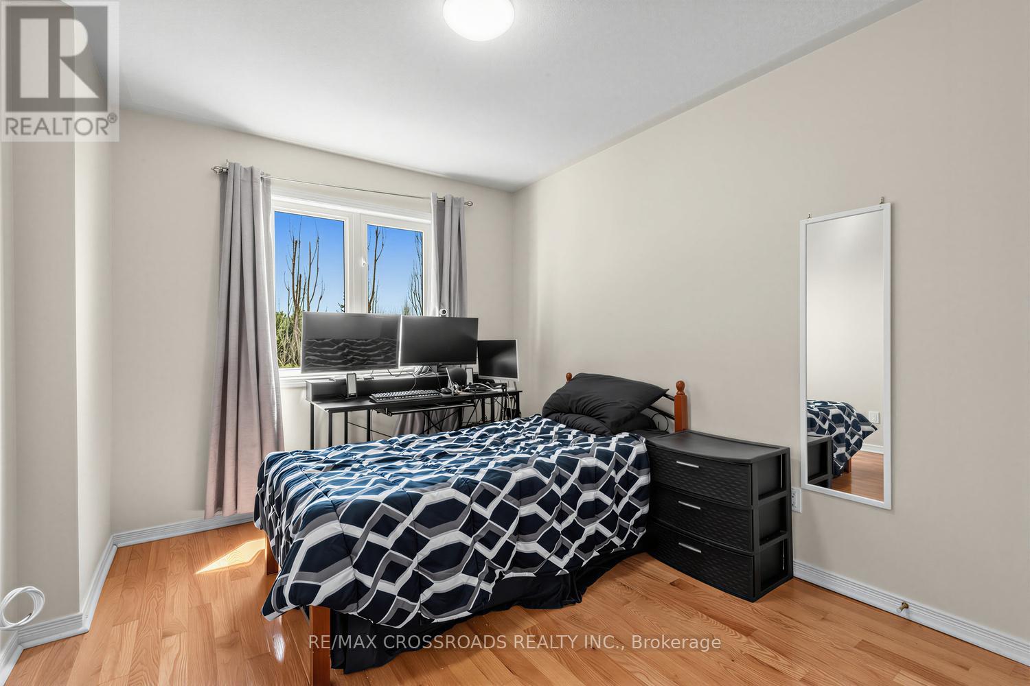 47B CARRERA BOULEVARD - 22