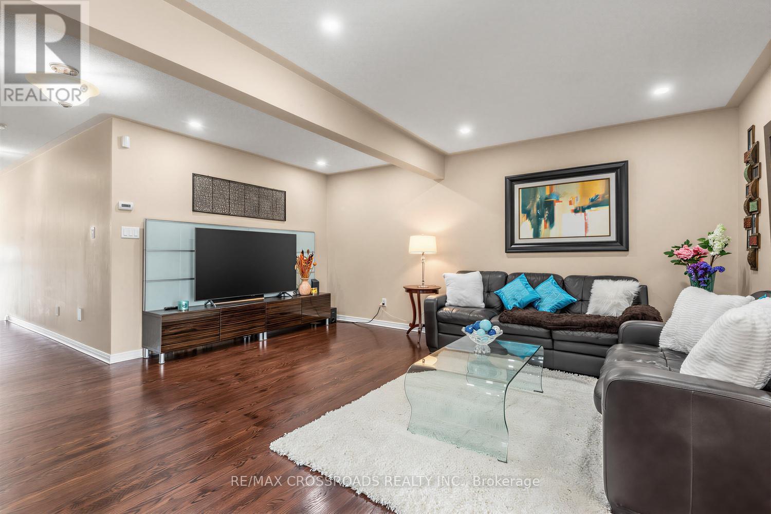 47B CARRERA BOULEVARD - 9